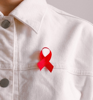 a-guide-to-hivaids-symptoms-causes-and-prevention